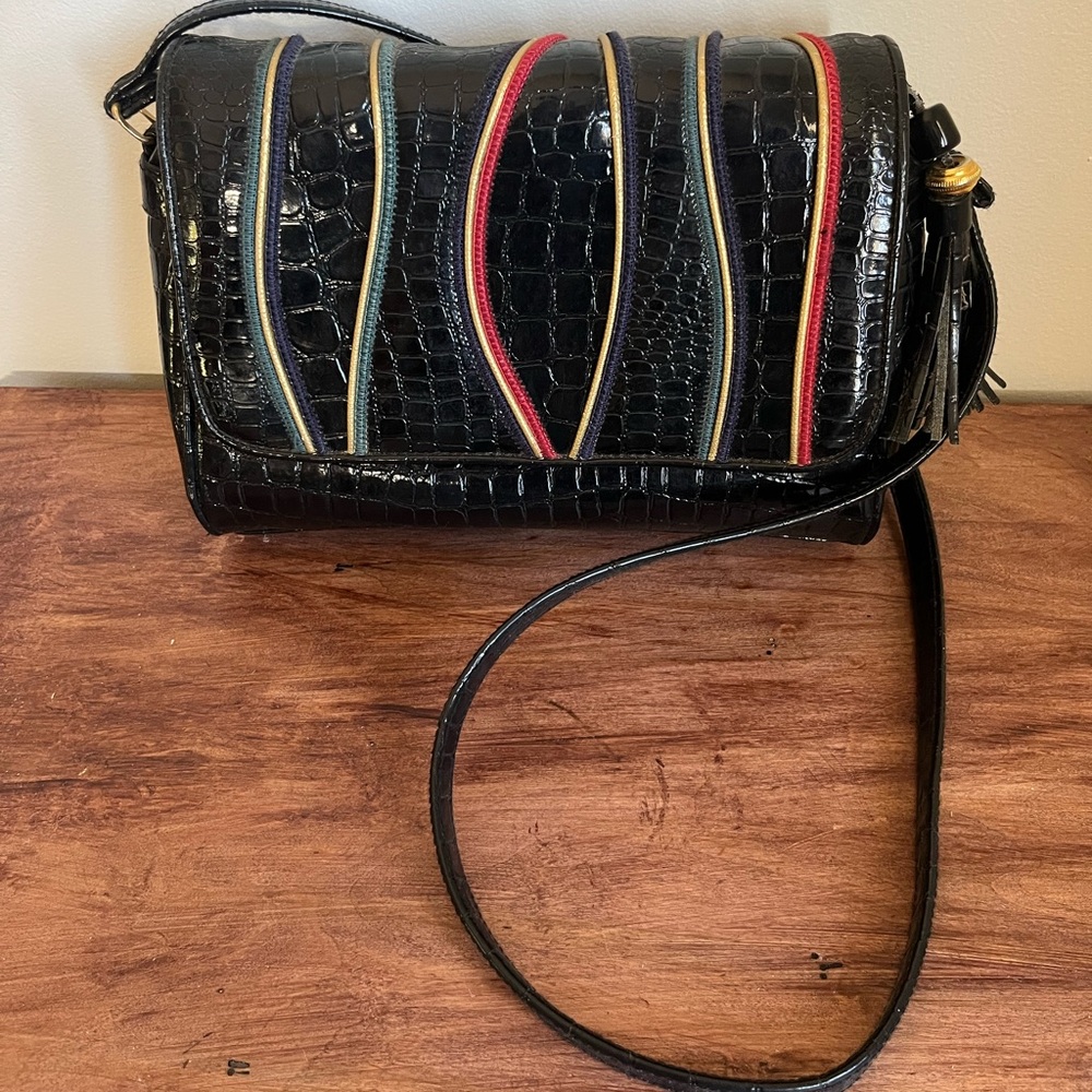Vintage Via Piaggi Crossbody Purse